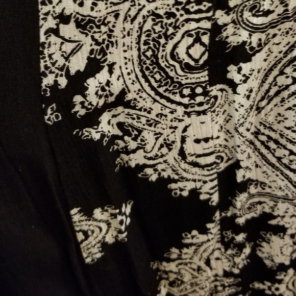 Black Print W/ Lace Umgee Dress - Picture 5 of 7